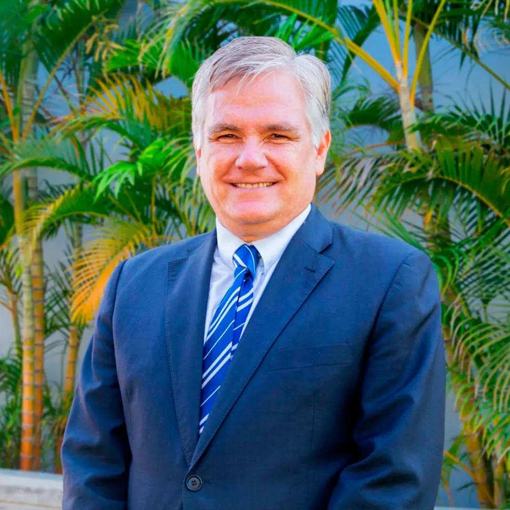 Dr. Carlos Hakansson Nieto